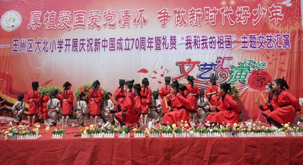 对那些不结婚的女人，老了，谁陪你去医院?游戏画面